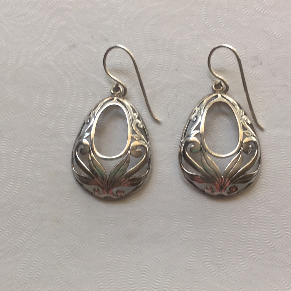 Jewelry - earrings